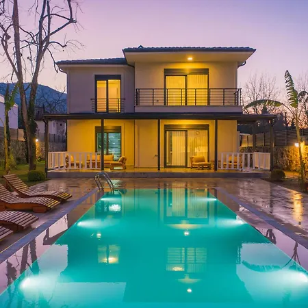 Luku Hotel *